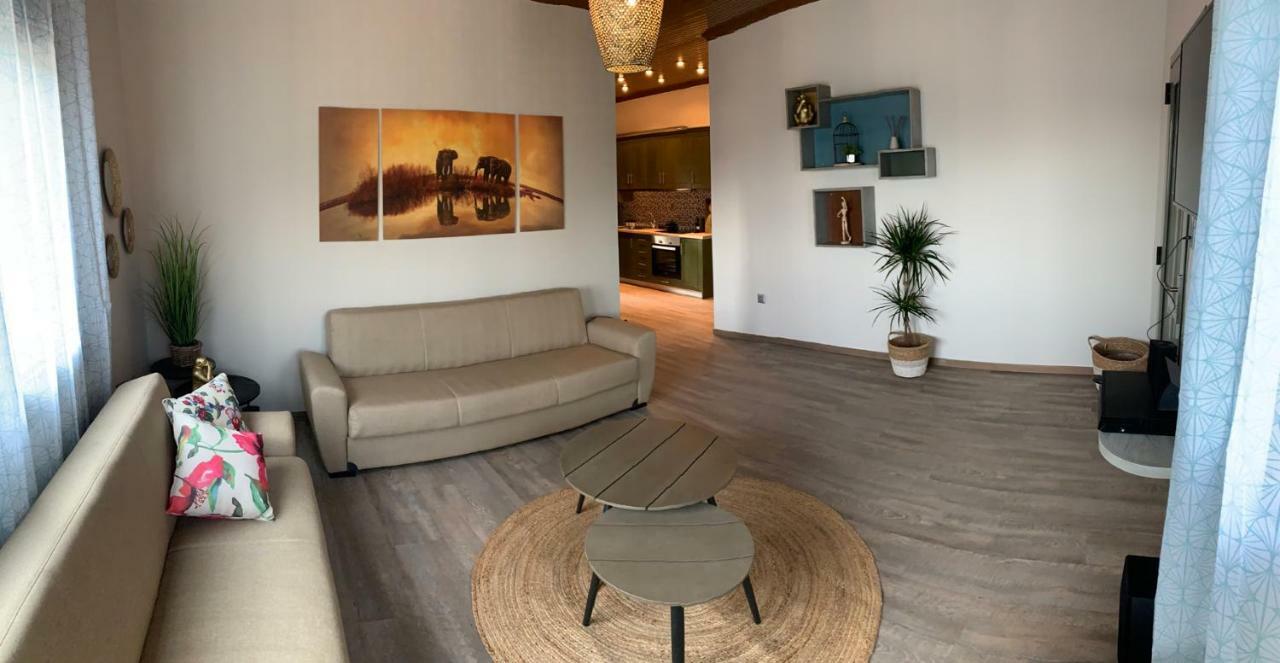 Iliovasilema Aparthotel พลาติ ภายนอก รูปภาพ